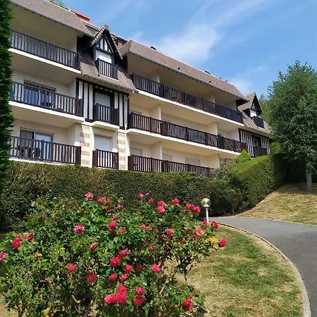 La Terrasse Vue A 5 Min De La * Blonville-sur-Mer