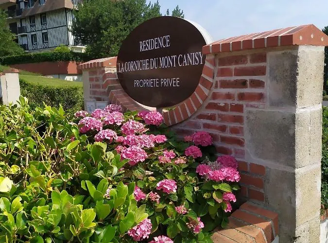 La Terrasse Vue A 5 Min De La * Blonville-sur-Mer